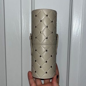 Bh cosmetic makeup brush holder